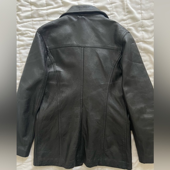 black leather jacket - Picture 3 of 4